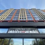 Disneyland Paris Marks the 5th Anniversary of Disney Hotel New York – The Art of Marvel with a Special Comic, Drinks, and Discounts